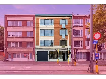 verhuurd opbrengsteigendom te mortsel