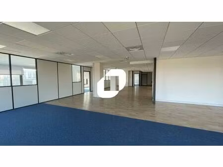 location bureau jossigny 77600