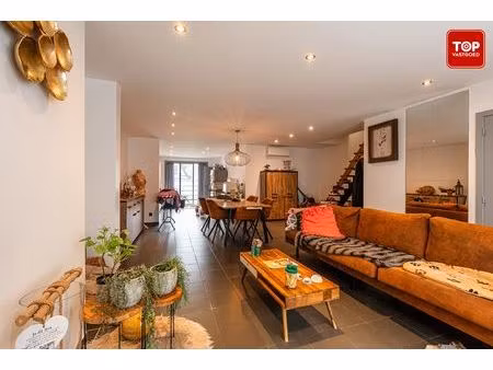 gezellig wonen in hartje ardooie: instapklare woning met tuin