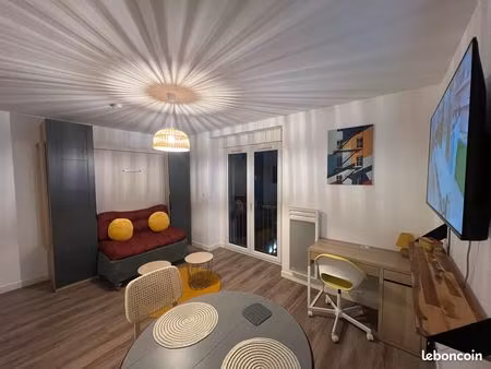 studio meublé bien situé