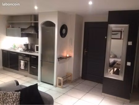 t2 - trespoey - 55m2 - parking terrasse - 600 euros cc - rdc