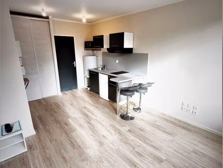 studio entiérement rénové