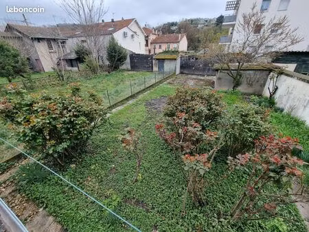 t3 + terrasse + jardin privatif loyer 660