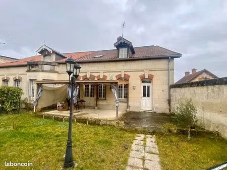 location maison bucy le long