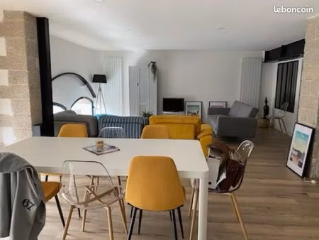 magnifique loft vu sur les remparts
