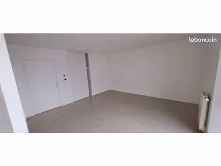 studio 1 pièce 34 m²