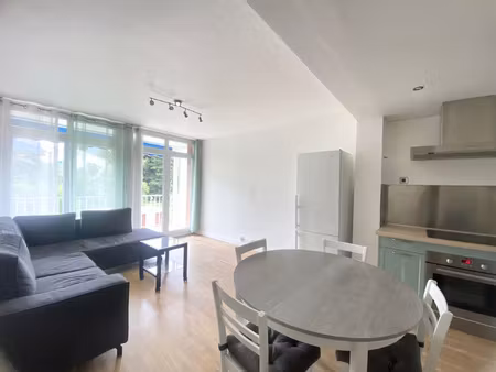 location appartement 3 pièces 55m² cassis 13260