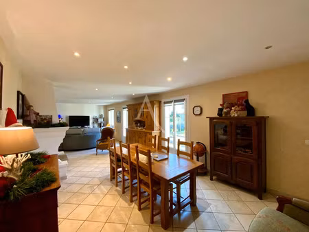 vente maison 7 pièces 174 m² à allas-bocage (17150)  225 750 €