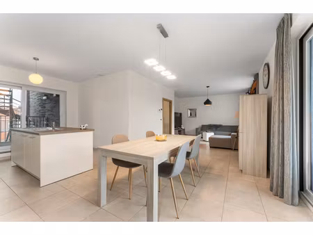 appartement te koop in roeselare met 2 slaapkamers