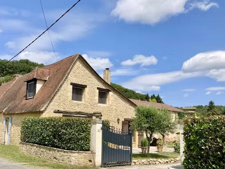 vente maison 5 pièces 106 m² à mauzac-et-grand-castang (24150)  280 900 €