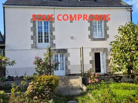 maison de bourg (96 m2 habitable) dans le morbihan (15 min de lorient - 10 min de plouay -