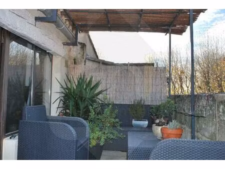 a vendre: immeuble arles 3 appartements loués