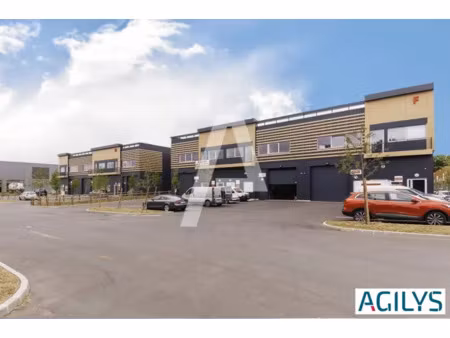 a louer : locaux neufs à usage mixtes activités / bureaux / entrepôts / stockage- green te