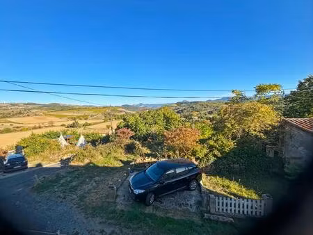 charmante maison avec balcon vue sur buggarach