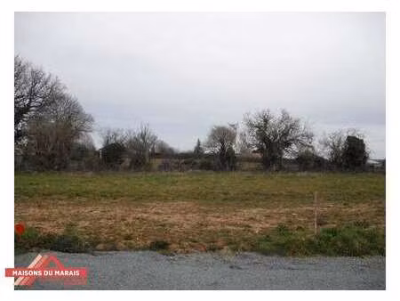 vente terrain à coulonges-sur-l'autize (79160) : à vendre / coulonges-sur-l'autize