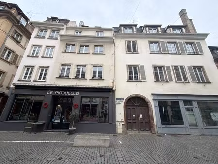 hyper centre  ensemble immobilier composé de 16 appartements