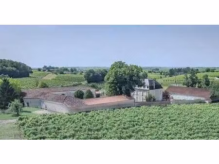 vente maison à javrezac (16100) : à vendre / 600m² javrezac