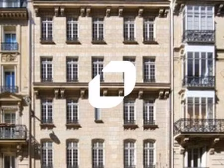 location bureau paris 75008