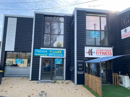 location local commercial 8 pièces  160.00m²  montauban