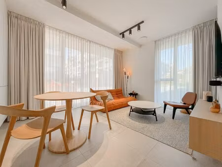 appartement te koop in knokke-heist met 2 slaapkamers