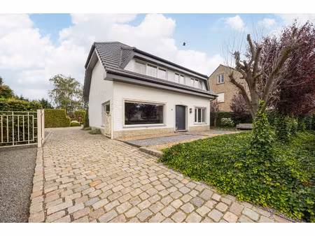 huis te koop in beerse met 4 slaapkamers