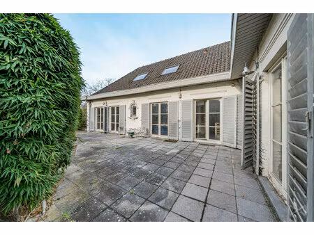huis te koop in waterloo met 4 slaapkamers