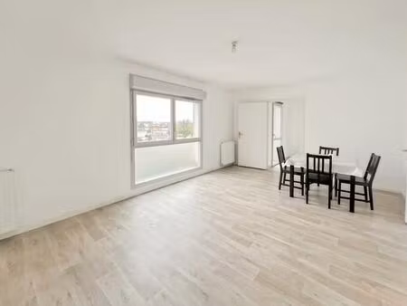 appartement lumineux de 62 m² avec balcon