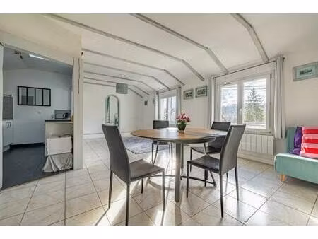 appartement 3 pièces de 83 m² à saint-rémy-lès-chevreuse