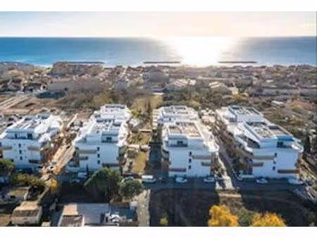 moderne t2 avec terrasse vue mer