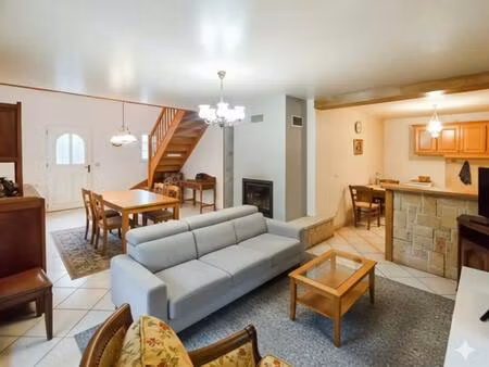 charmante maison 5 pièces 94 m² à glisolles