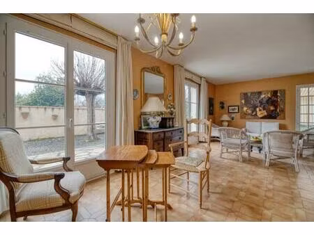 maison de 7 pièces de 196 m² à muret