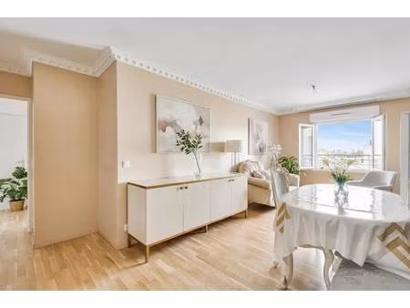 appartement 3 pièces  54m2 situé à épinay-sur-seine face tramway