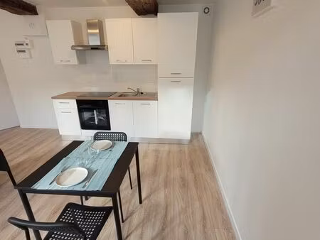 annonce location appartement 2 pièces de 41m2 à la fère (02800) - paruvendu.fr ref 9927847