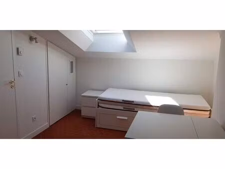 location appartement 1 pièce 12 m² à nice (06000)