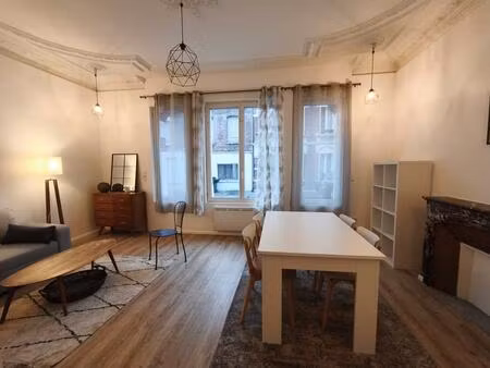 location appartement 2 pièces 45 m² à saint-quentin (02100)