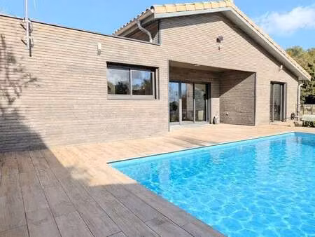 vente demeure d'exception piscine à cabrières (30210) : à vendre piscine / 110m² cabrières