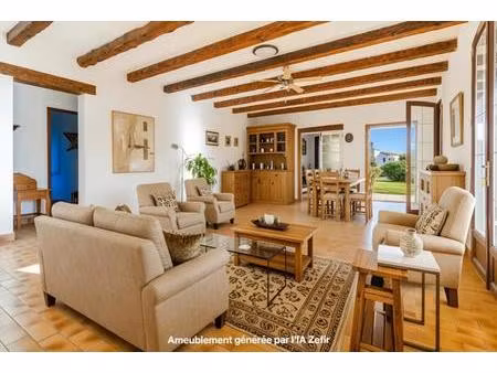 maison de 8 pièces de 328 m2 en vente à châteauneuf-les-martigues - idéal pour les famille