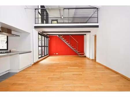 maison lumineuse de montagne avec jardin à cuxac-cabardès