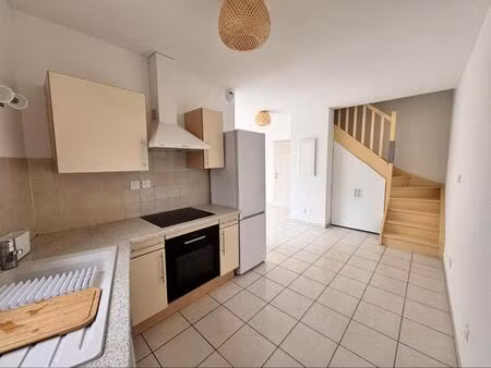 location appartement 3 pièces 52 m² à clermont-l’hérault (34800)