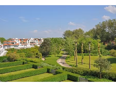 appartement te koop in knokke-heist met 3 slaapkamers