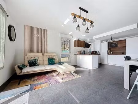 a vendre - appartement 4 pièces avec jardin – crozet