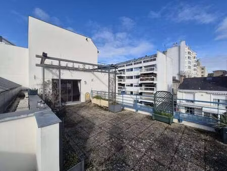 location appartement 3 pièces à angers (49000) : à louer 3 pièces / 126m² angers