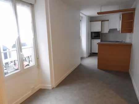 location appartement 2 pièces à concarneau (29900) : à louer 2 pièces / 44m² concarneau