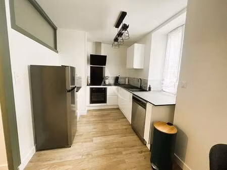 location appartement 2 pièces meublé à cholet (49300) : à louer 2 pièces meublé / 44m² cho