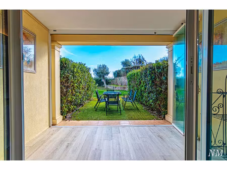 appartement rdj avec loggia fermée et jardin de 15 m2