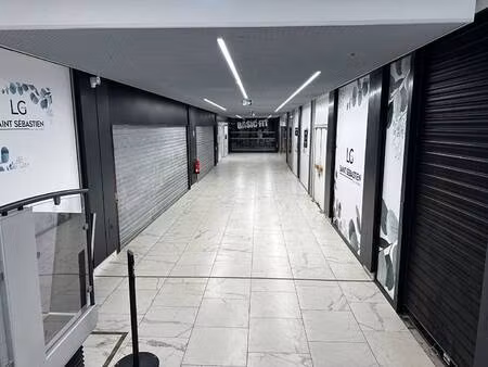 local commercial à vendre