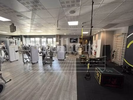 local d'activités à louer