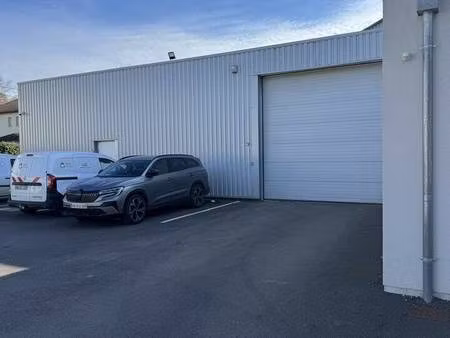 local d'activités à louer