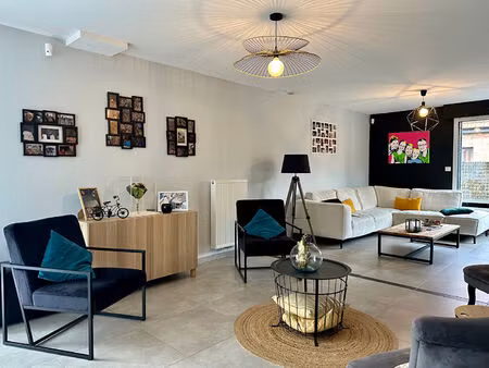 vente maison 5 pièces 156 m² mérignies (59710)