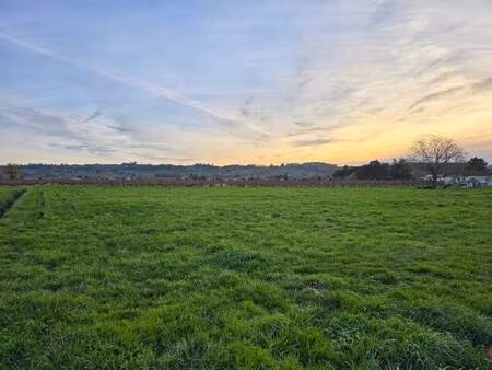 terrain constructible viabilisé à vendre